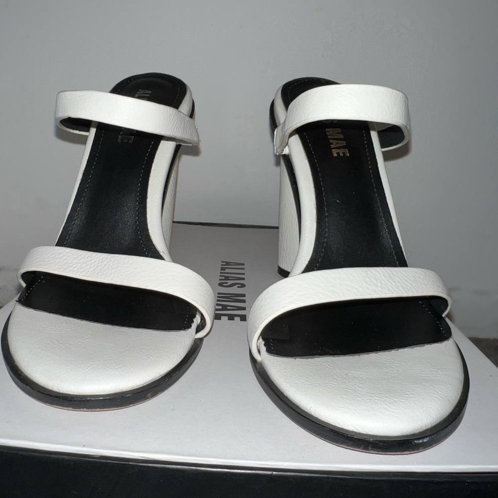 Alias Mae Heels - image 3